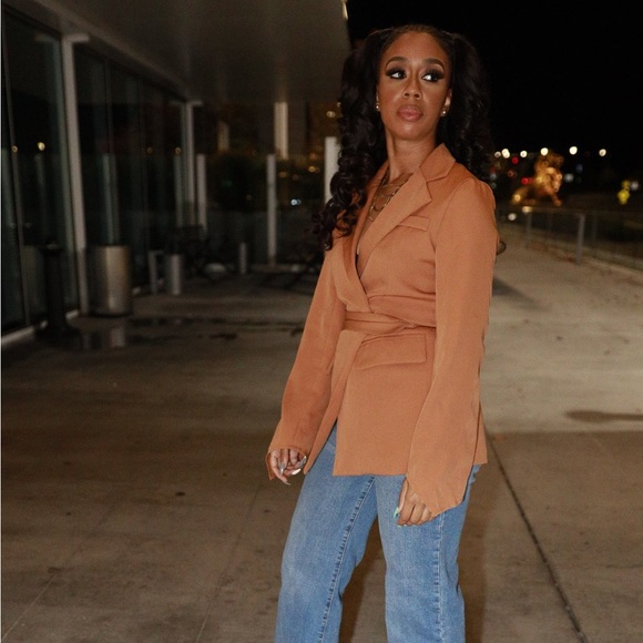 I Mean Business | Blazer - Picture 2 of 5